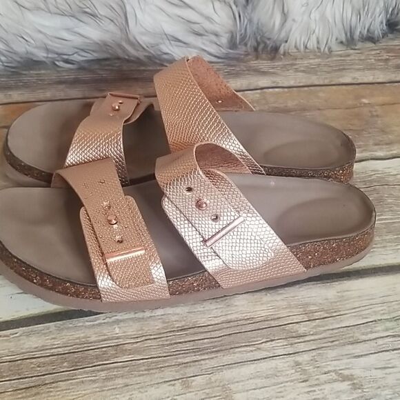 ROSE GOLD VEGAN LEATHER SANDALS SZ 7.5 - Picture 5 of 7